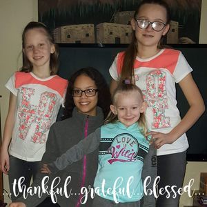 Meet your Posher, Gloria